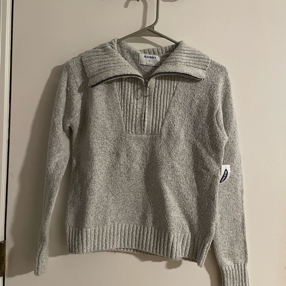 Old Navy Sweater